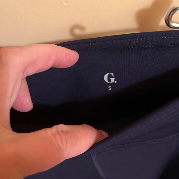 LAST CHANCE | G. Label by Goop navy cropped leggings - Picture 4 of 7